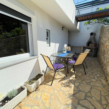 Villa Linda Crikvenica Buitenkant foto