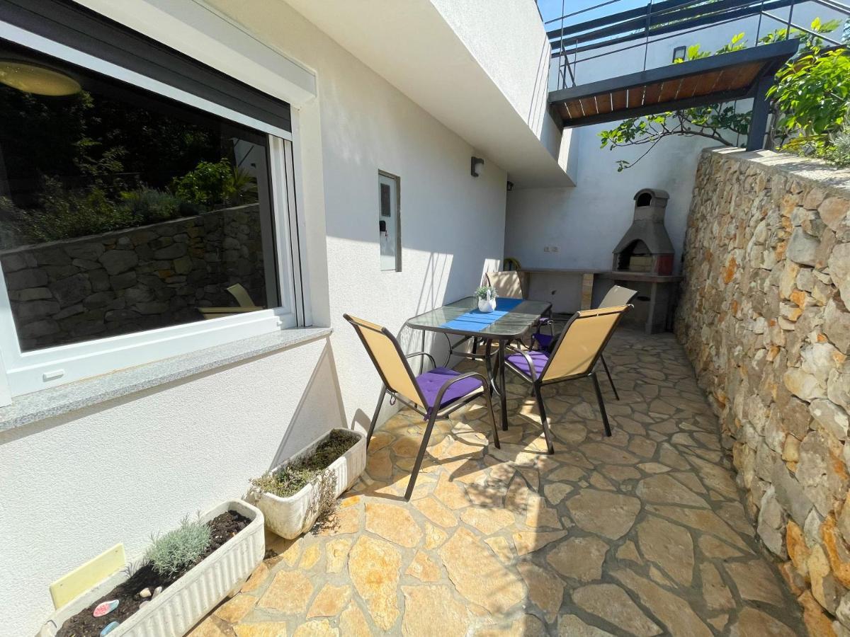 Villa Linda Crikvenica Buitenkant foto