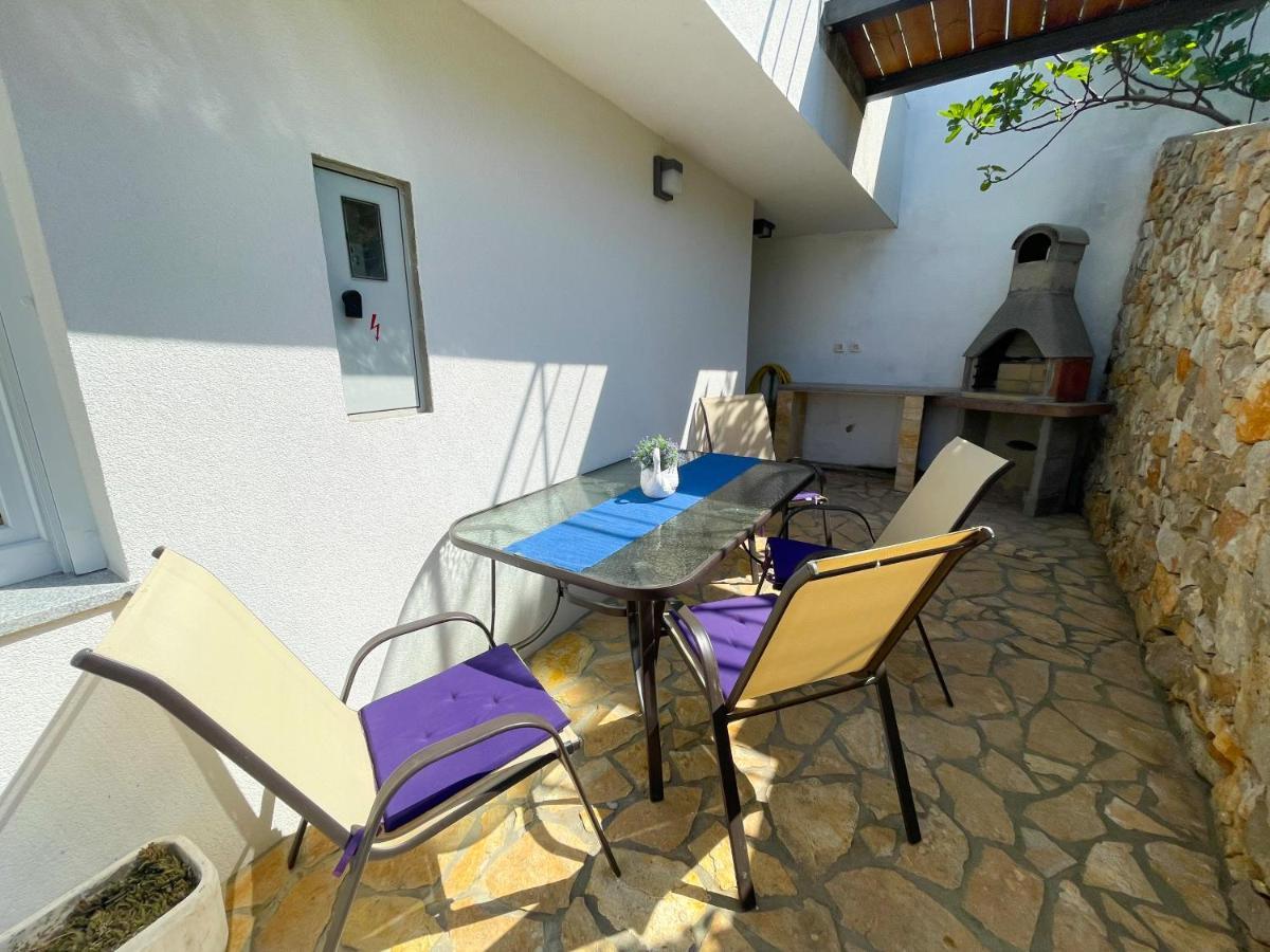 Villa Linda Crikvenica Buitenkant foto