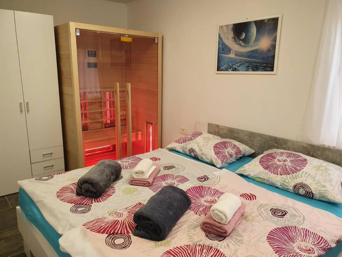 Villa Linda Crikvenica Buitenkant foto