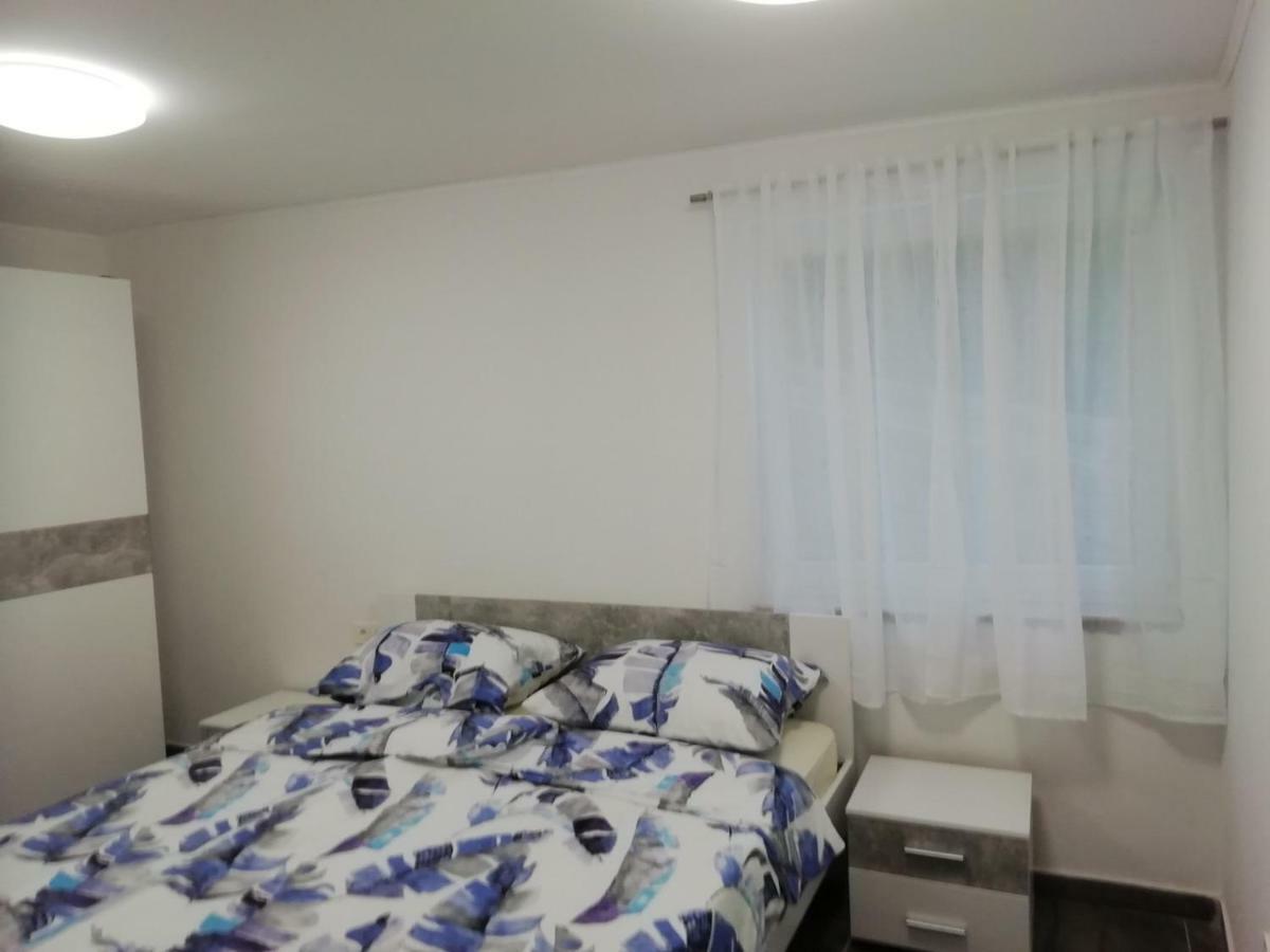 Villa Linda Crikvenica Buitenkant foto